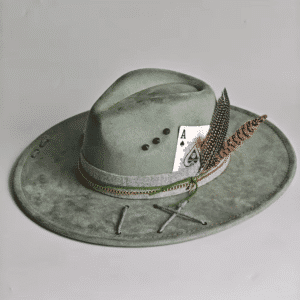 Chapeau cowboy feutre large bord vintage avec plume et carte