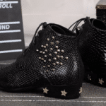 Bottines cowboy homme cuir motif python cloutées (3)