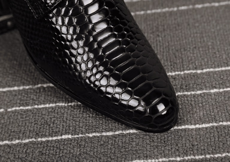 Bottines cowboy homme cuir motif python cloutées (6)