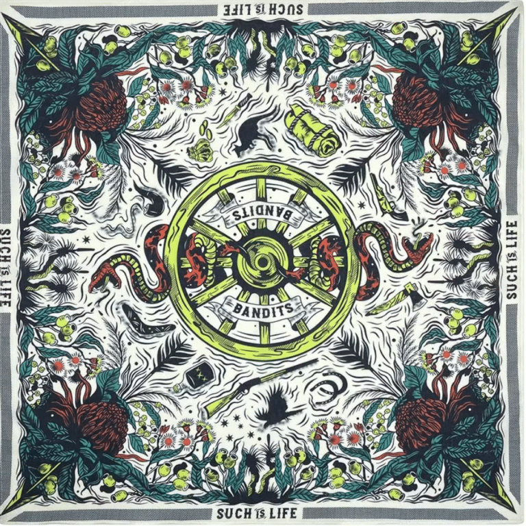 Foulard cowboy coton motif Bandits roue western vintage