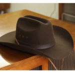 Chapeau cowboy feutre marron classique bandeau cuir (2)