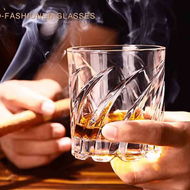 Coffret 4 verres old fashioned taillés Saloon Prestige (4)