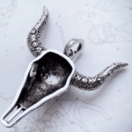 Pendentif crâne de taureau turquoise en argent 925 (3)