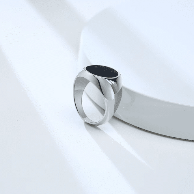 Bague chevalière en acier inoxydable à émail noir (2)