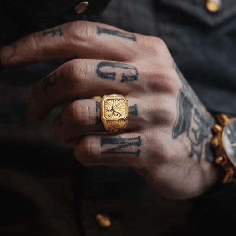 Bague chevalière homme plaqué or aigle style western vintage (3)