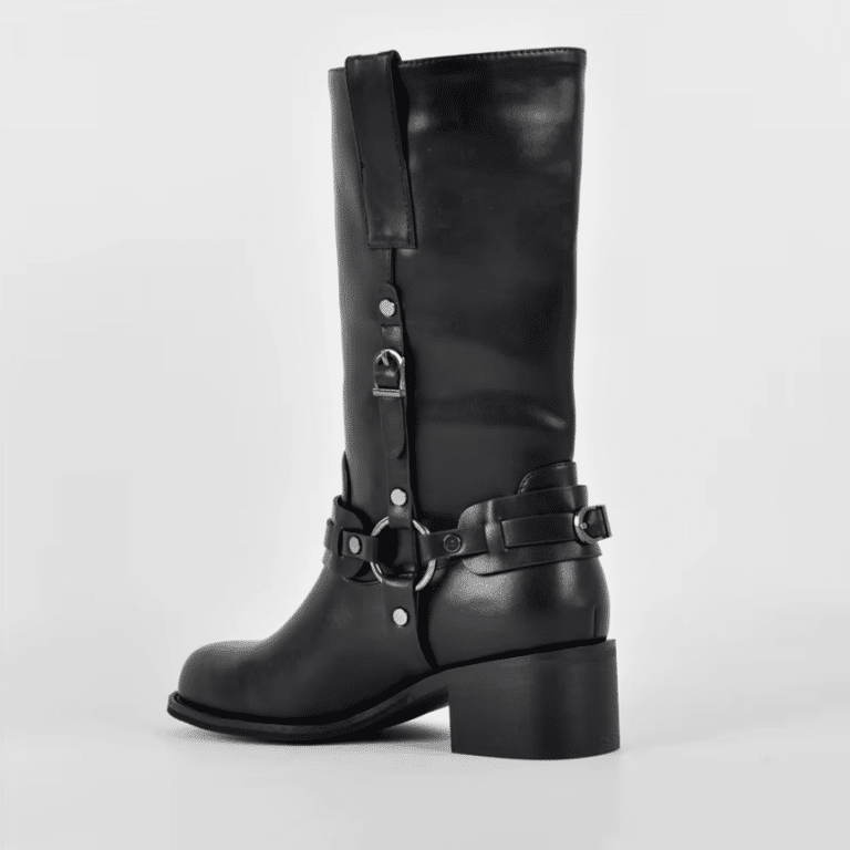 Botte western noire femme à sangles métalliques (7)