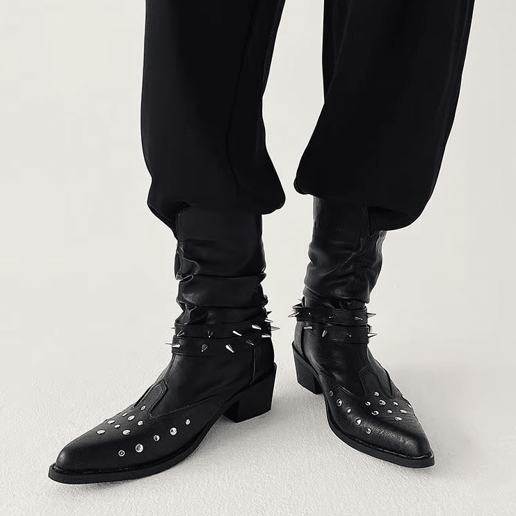Bottes cowboy homme cuir noir clous et sangles rock (12)