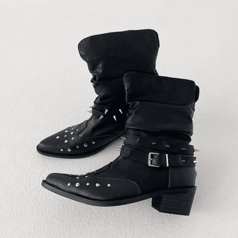Bottes cowboy homme cuir noir clous et sangles rock (9)