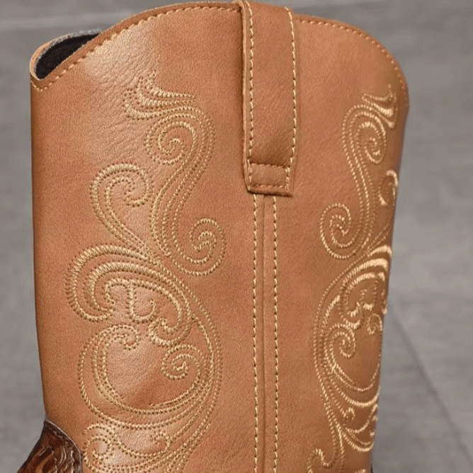 Bottes cowboy homme marron effet crocodile et broderies western (5)