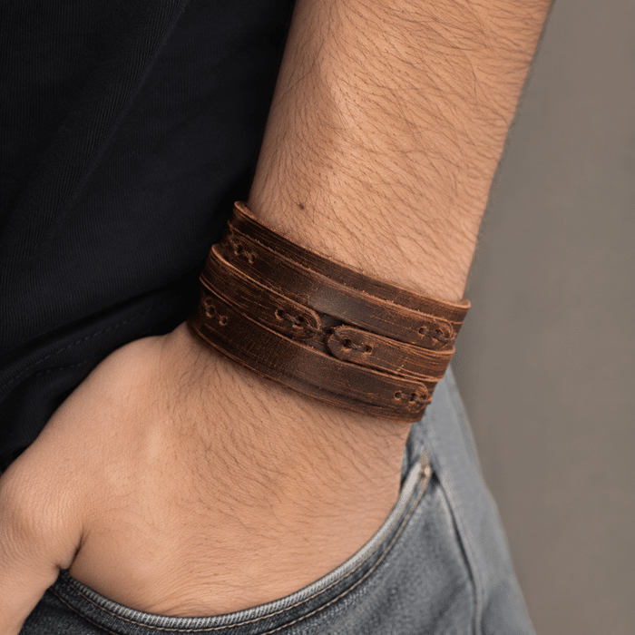 Bracelet manchette large cowboy cuir vieilli style western vintage