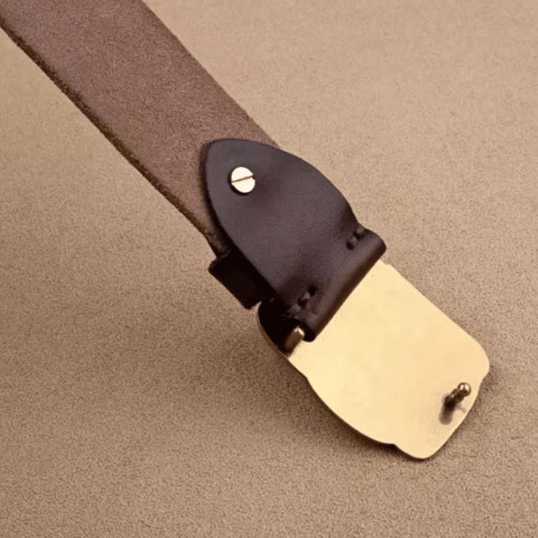 Ceinture vintage en cuir de vachette boucle rhinocéros (4)