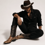 Chapeau cowboy en feutre bandeau tête de taureau (5)
