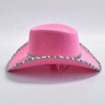Chapeau cowboy rose à paillettes argentées et cordon western (1)