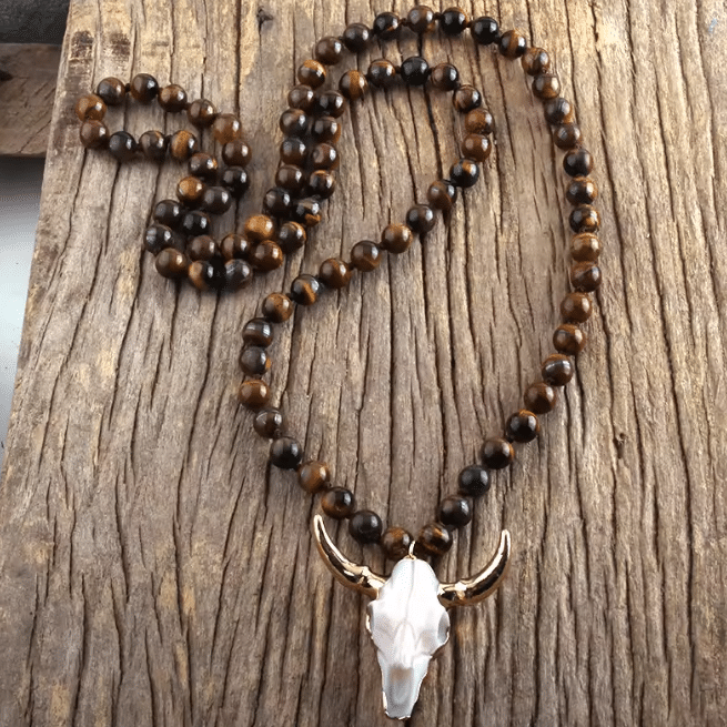 Collier cowboy à perles colorées et pendentif tête de taureau (3)