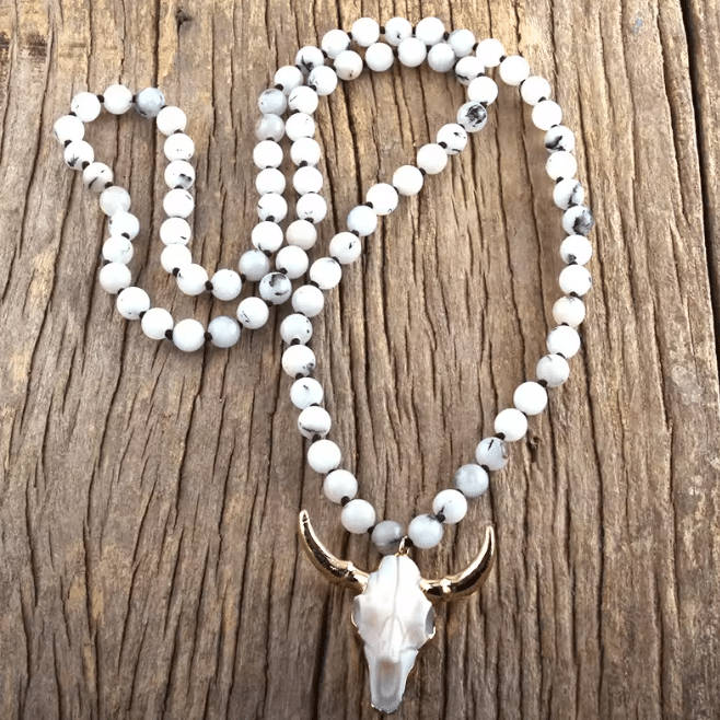 Collier cowboy à perles colorées et pendentif tête de taureau (6)