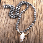 Collier cowboy à perles colorées et pendentif tête de taureau (8)