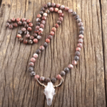 Collier cowboy à perles colorées et pendentif tête de taureau (9)