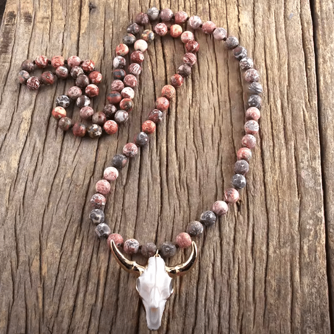 Collier cowboy à perles colorées et pendentif tête de taureau (9)
