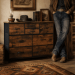 Meuble TV en bois massif vintage avec tiroirs style western (4)