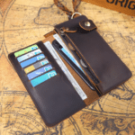 Portefeuille western long en cuir brut avec dragonne (1)