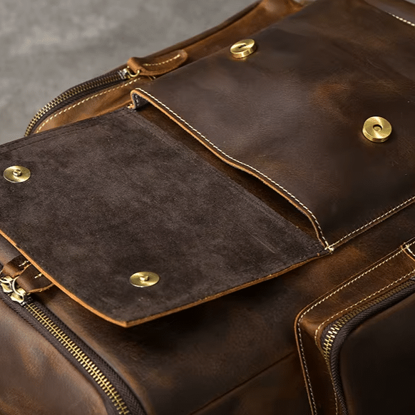 Sac à dos baroudeur vintage américain en cuir brut (15)