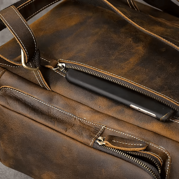 Sac à dos baroudeur vintage américain en cuir brut (2)