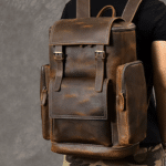 Sac à dos baroudeur vintage américain en cuir brut (8)