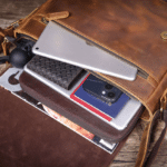 Sac bandoulière homme en cuir brut vintage (1)