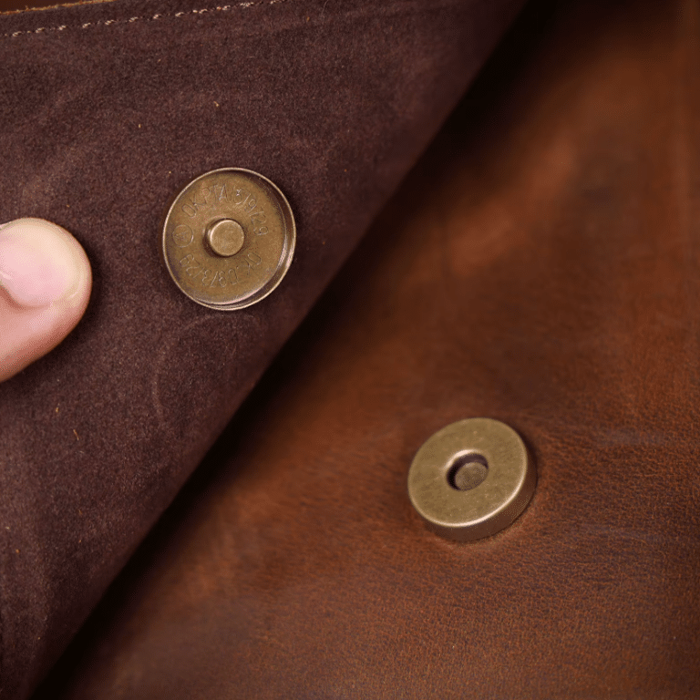 Sac bandoulière homme en cuir brut vintage (10)