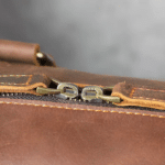 Sac de sport en cuir vintage avec bandoulière (10)