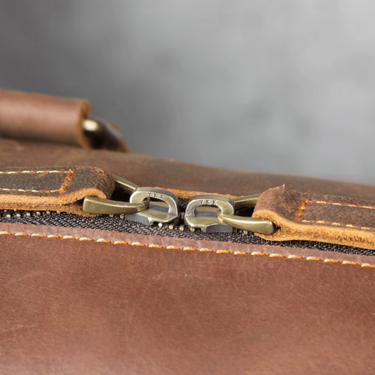 Sac de sport en cuir vintage avec bandoulière (10)