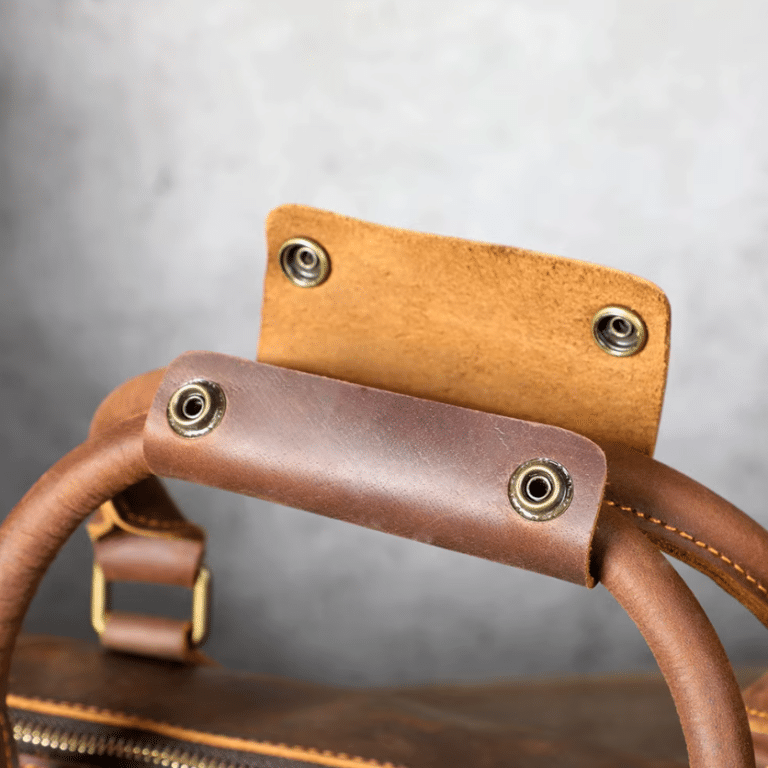 Sac de sport en cuir vintage avec bandoulière (11)