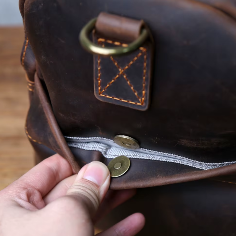 Sac de voyage en cuir brut style western (13)