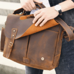 Sacoche en cuir homme western marron à bandoulière vintage (3)