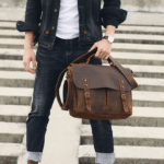 Sacoche en cuir homme western marron à bandoulière vintage (4)