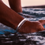 Bracelet ouvert acier inoxydable poli (4)
