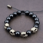 Bracelet perles noires têtes de mort (4)