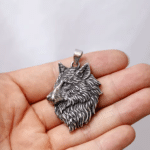 Collier cowboy argenté tete loup acier inoxydable (2)