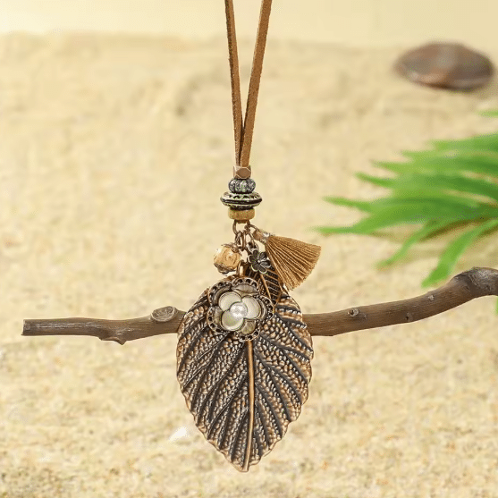 Collier western feuille nervurée finition bronze patiné (2)