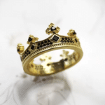 Bague couronne en argent finition dorée zirconium noir (4)