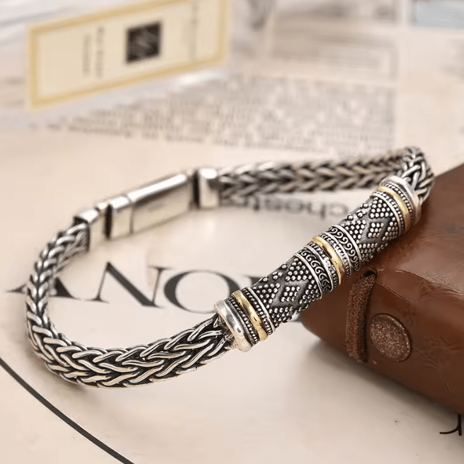 Bracelet homme maille tressée argentée gravé dorés (5)