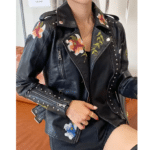 Veste biker femme simili cuir noire broderies florales (3)