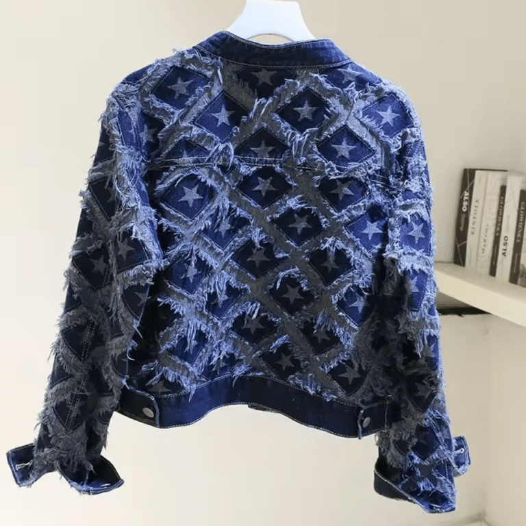 Veste bleue jean vintage effiloché et étoiles (4)