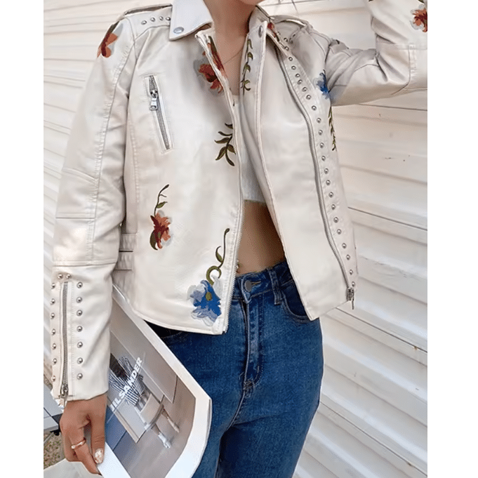 Veste country blanche à fleurs brodées (1)
