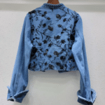 Veste country vintage en jean à fleurs noires (1)