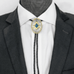 Bolo tie ovale argenté et doré symbole maçonnique bleu (1)