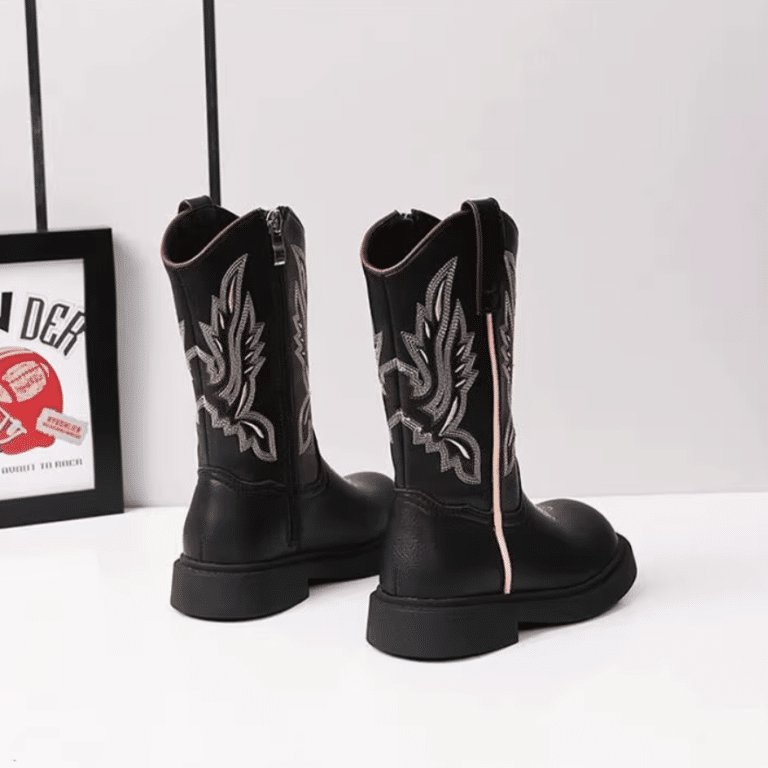Bottes enfant cowboy noires pour extérieur (2)