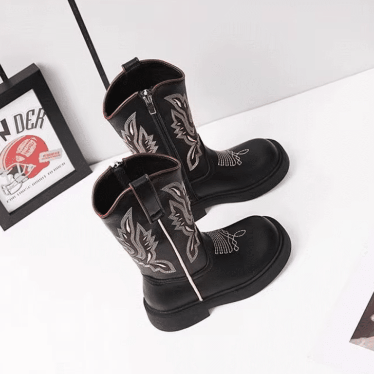 Bottes enfant cowboy noires pour extérieur (3)
