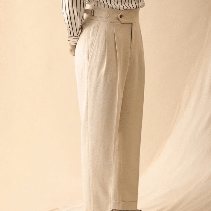Pantalon vintage homme beige taille haute à pinces et revers (4)
