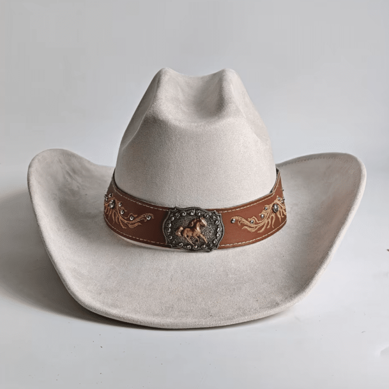 Chapeau cowboy beige à ornements et boucle cheval (4)